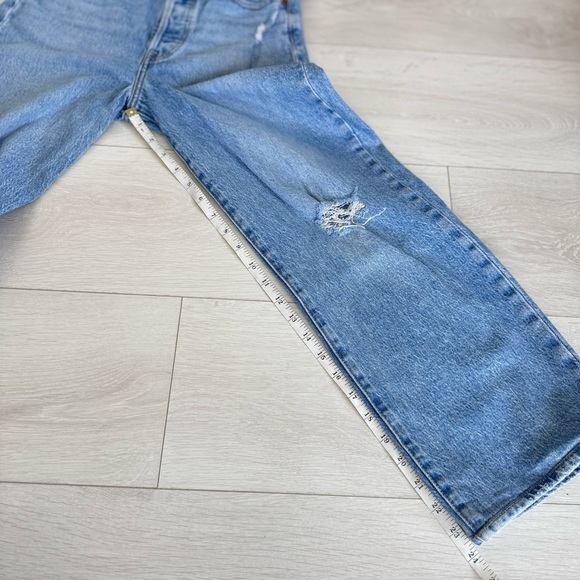 Levi’s Ribcage Straight Ankle Jeans Distressed Cropped size 25 Light Wash - Picture 6 of 12